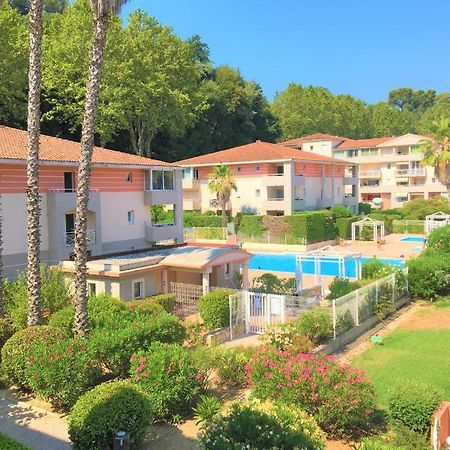 Loft Ravissant Avec Piscine Lägenhet Cagnes-sur-Mer Exteriör bild
